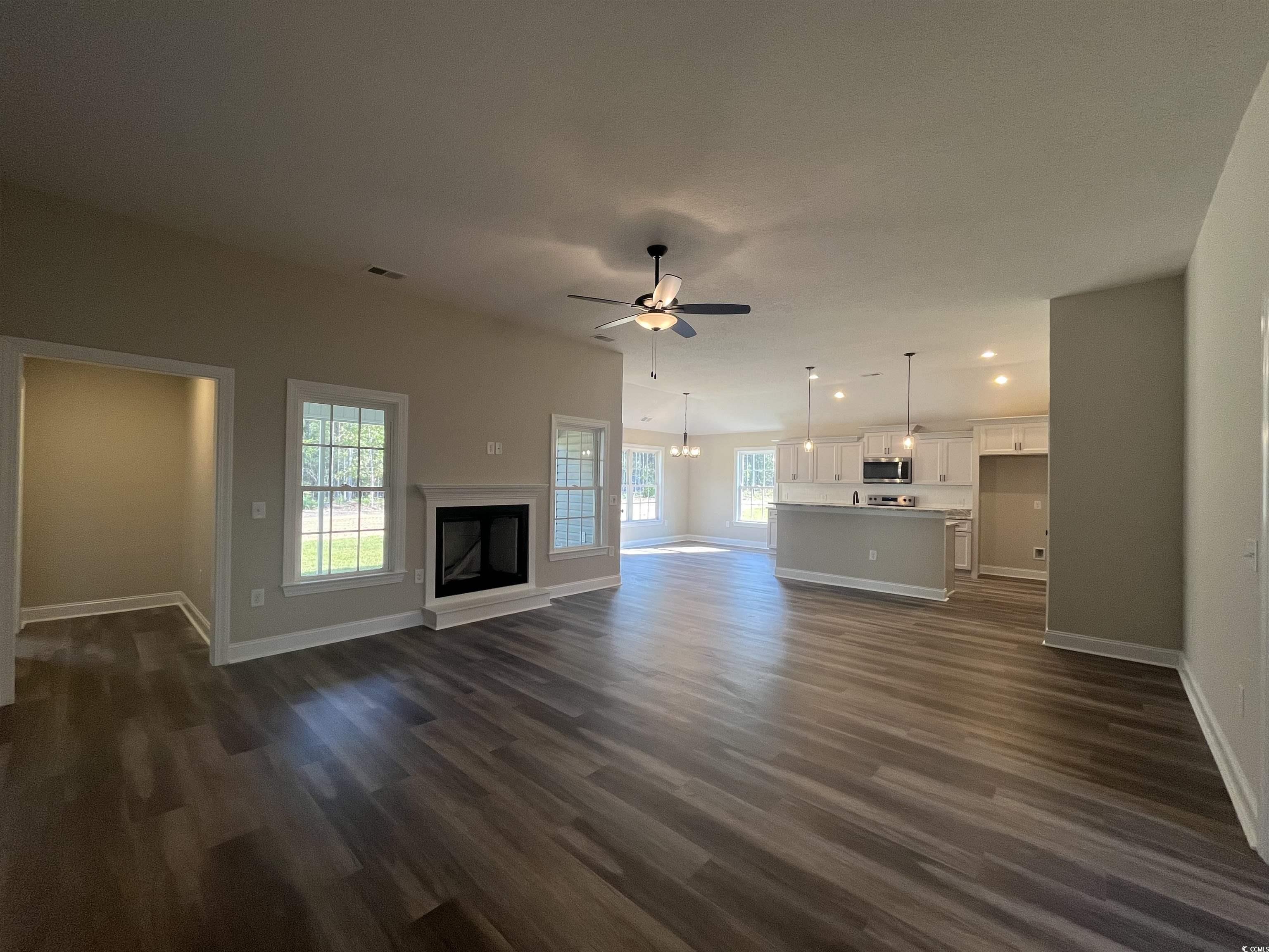 5868 Hampton Road Conway, SC 29527 - Photo 4 of 23 Gallery Image 4