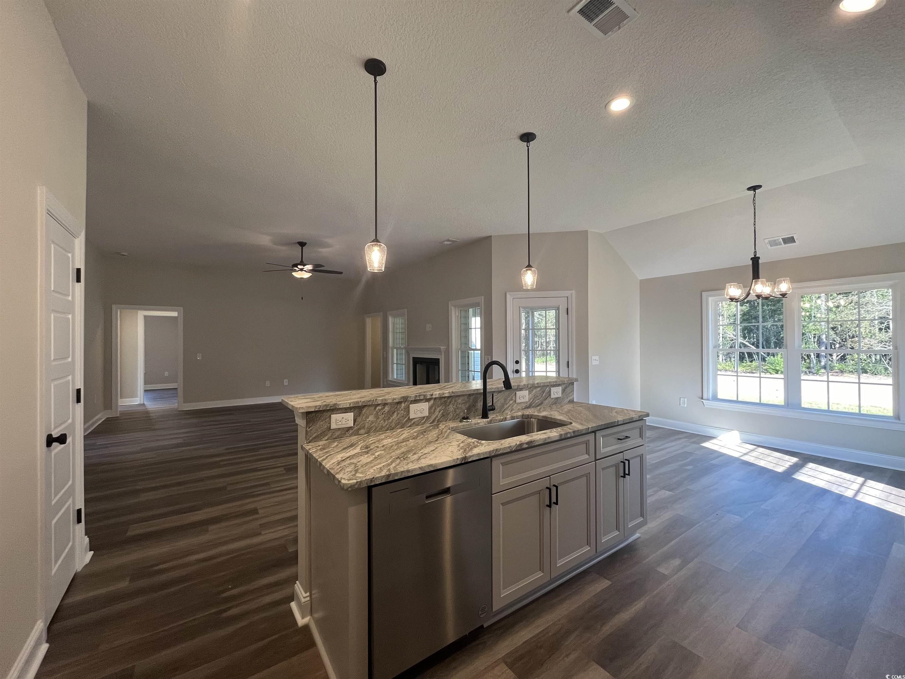 5868 Hampton Road Conway, SC 29527 - Photo 8 of 23 Gallery Image 8