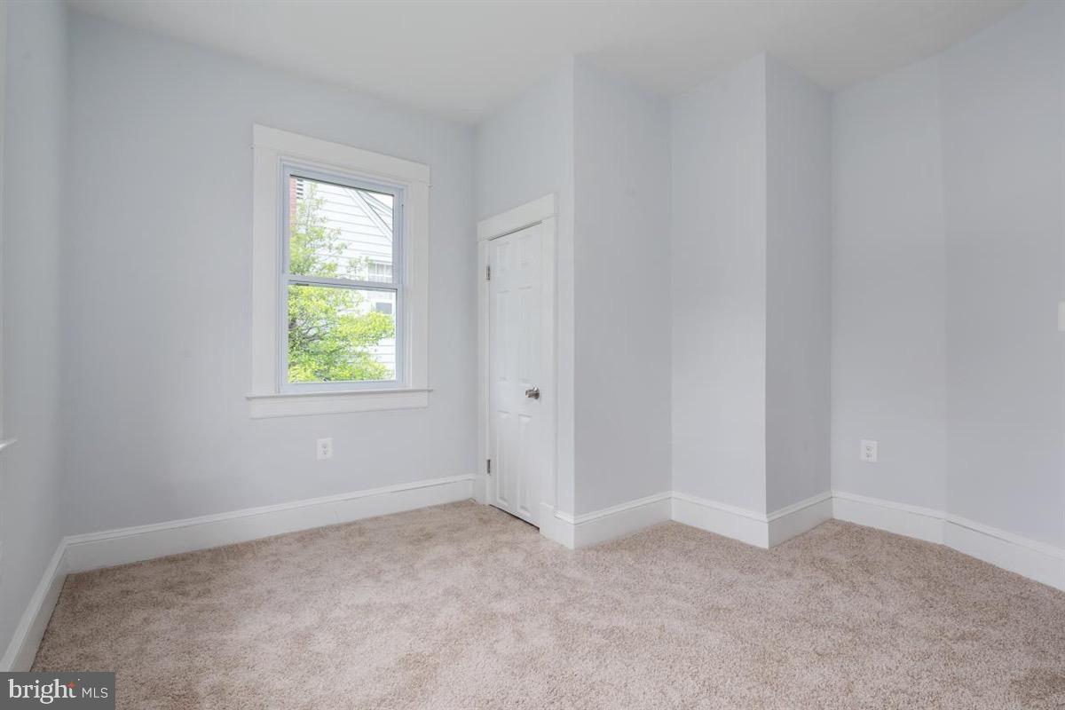 621 Plymouth Road Baltimore, MD 21229 - Photo 25 of 37 Gallery Image 25