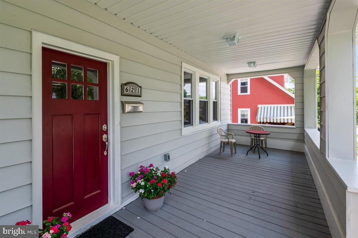 621 Plymouth Road Baltimore, MD 21229 - Photo 4 of 37 Gallery Image 4