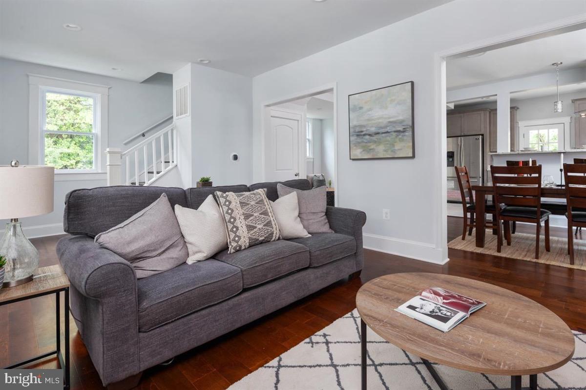 621 Plymouth Road Baltimore, MD 21229 - Photo 7 of 37 Gallery Image 7