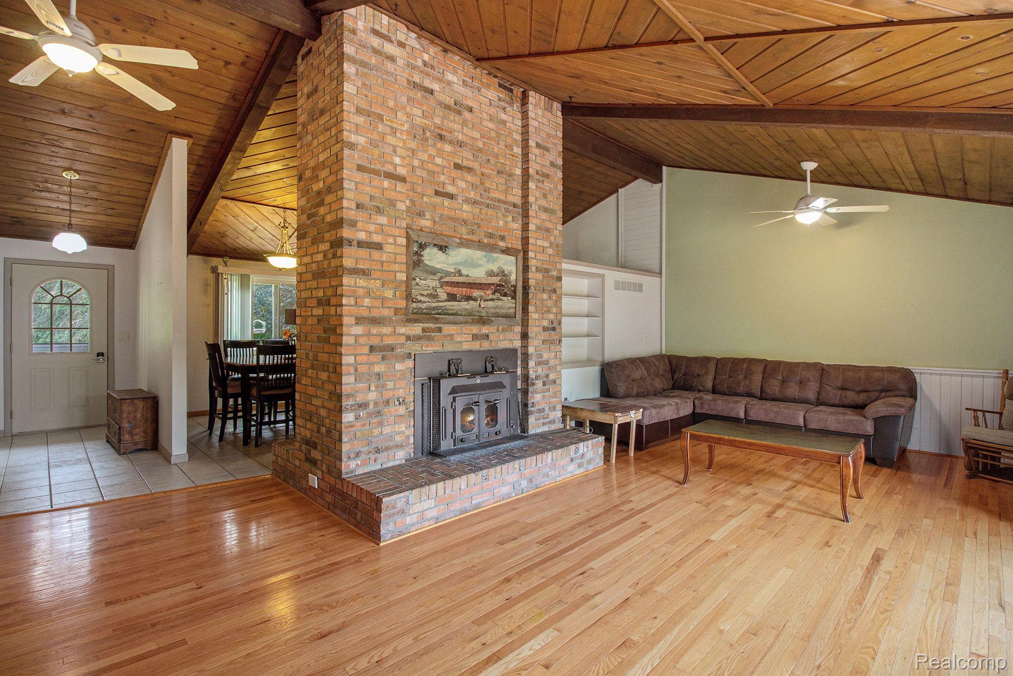 6700 Crofoot Road Howell, MI 48843 - Photo 8 of 41 Gallery Image 8