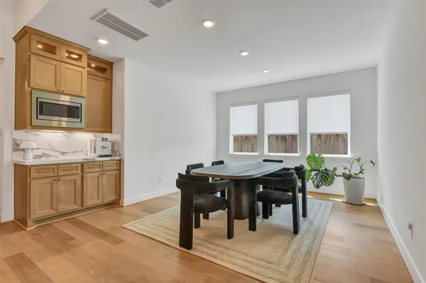 $4,800 | 1400 River Point Drive, Friendswood, TX 77546