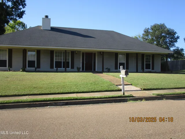 $1,900 | 143 Glenwood Drive, Madison, MS 39110
