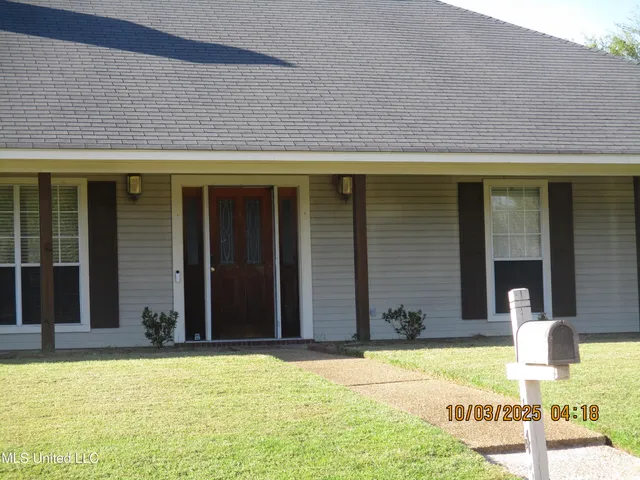 $1,900 | 143 Glenwood Drive, Madison, MS 39110