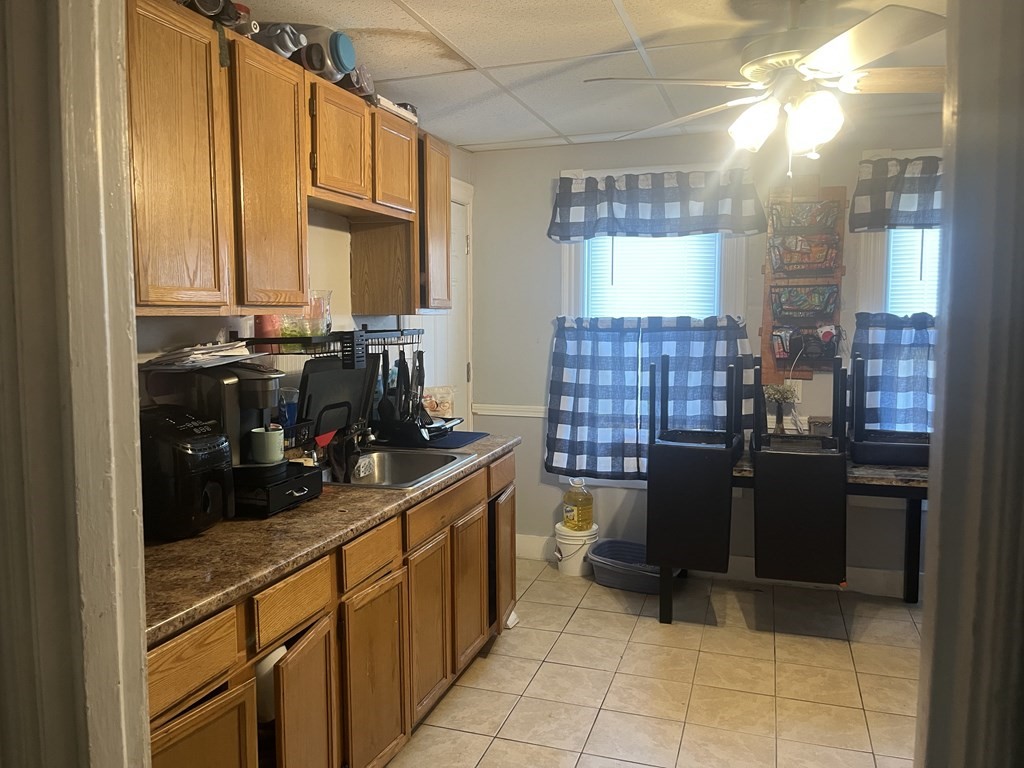 63 Beaumont Street Springfield, MA 01108 - Photo 5 of 9 Gallery Image 5