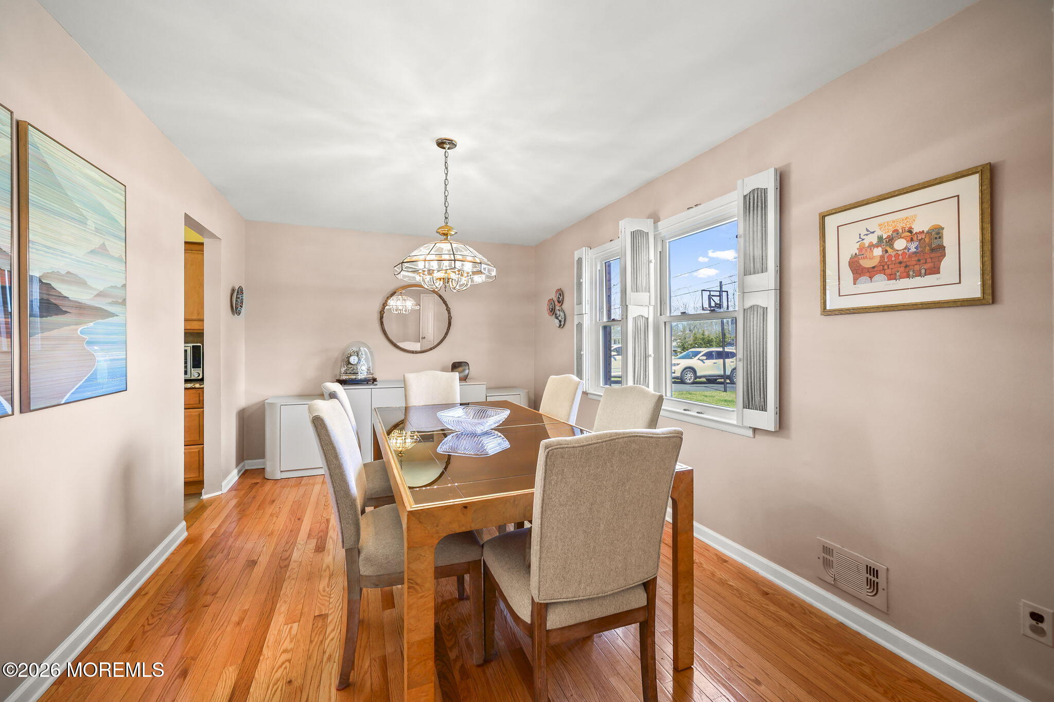 10-web-or-mls-LPM_7337