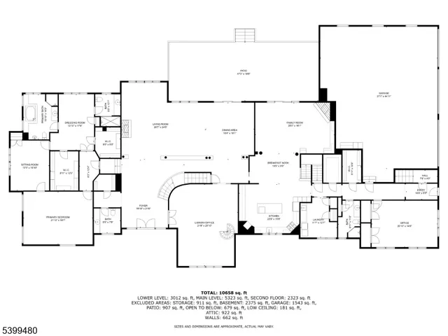 a black and white photo of a living room