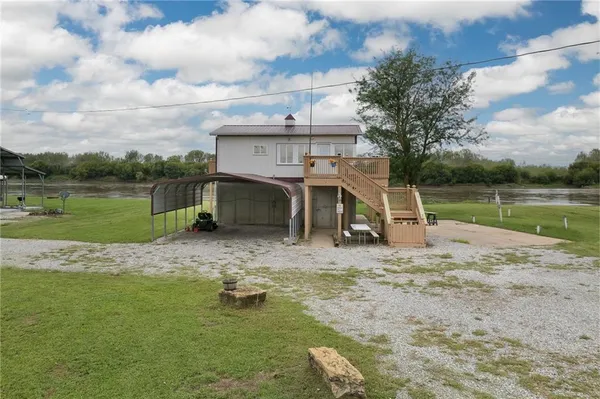$215,000 | 6599 County Road 398, Amazonia, MO 64421