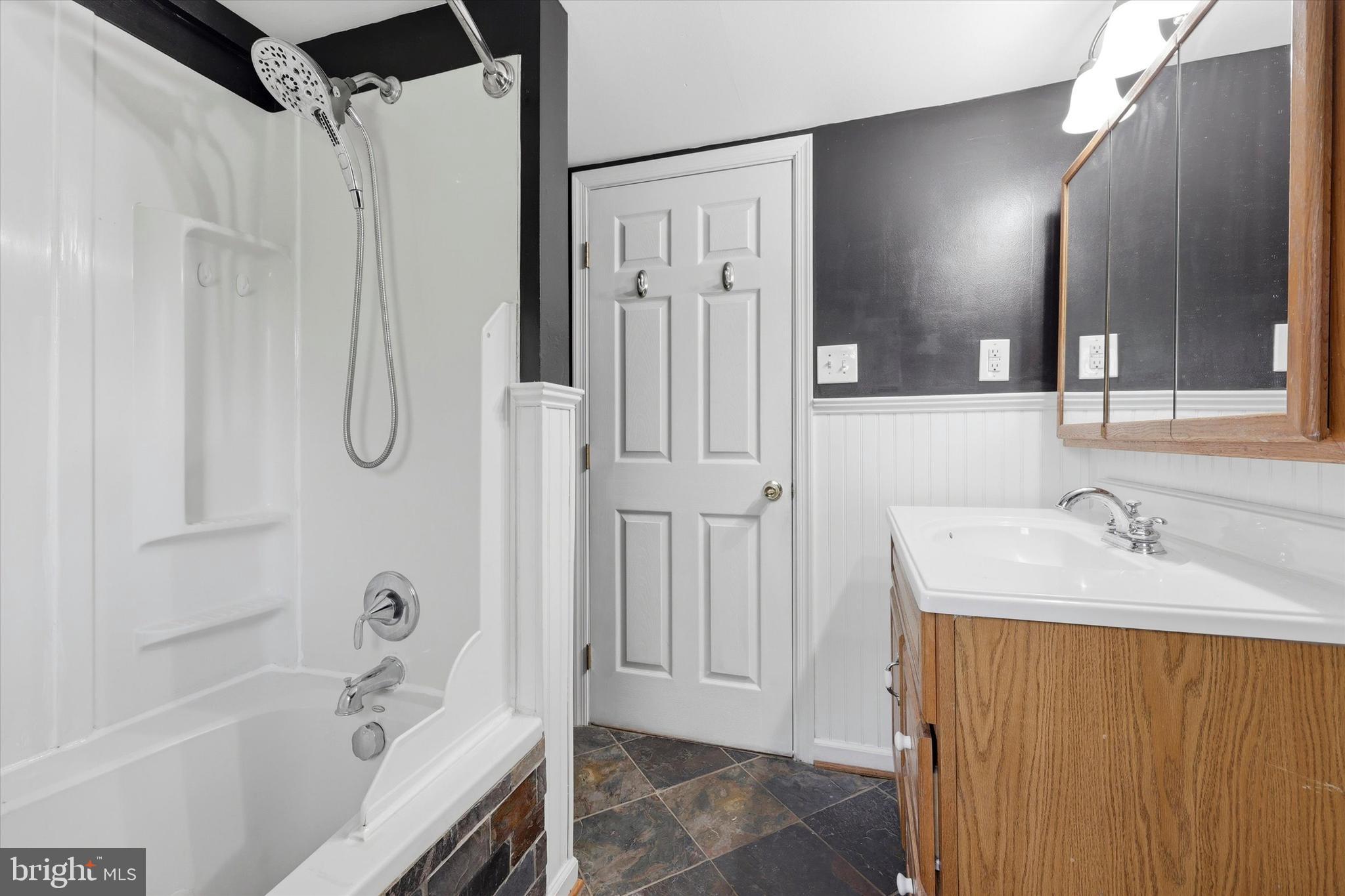 735 Newportville Road Croydon, PA 19021 - Photo 16 of 21
