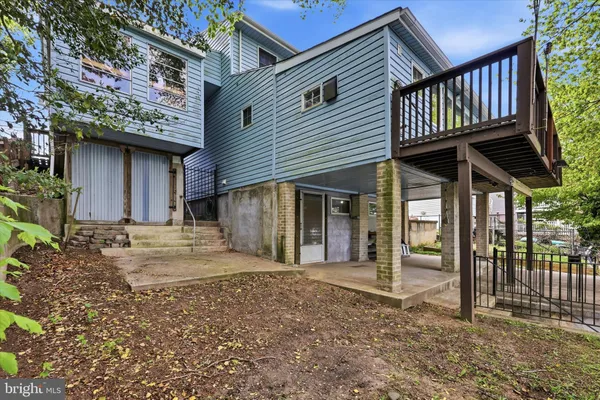 $2,400 | 735 Newportville Road, Croydon, PA 19021