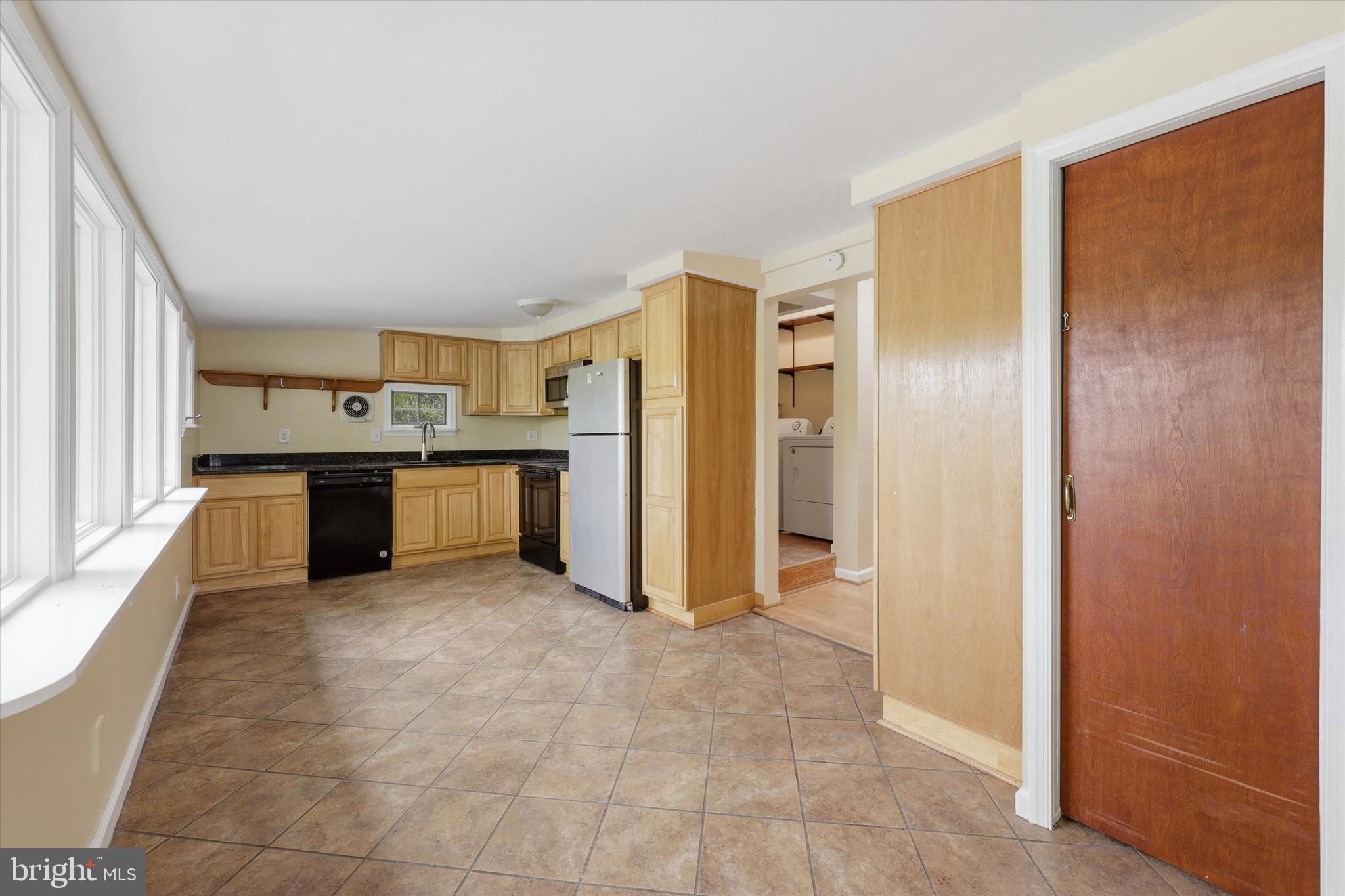 735 Newportville Road Croydon, PA 19021 - Photo 10 of 21