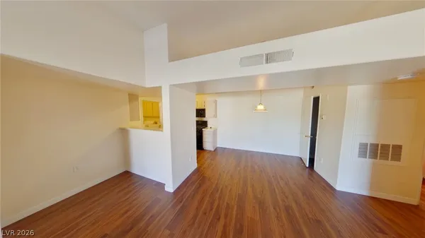 $1,600 | 7885 West Flamingo Road, Unit 2165, Las Vegas, NV 89147