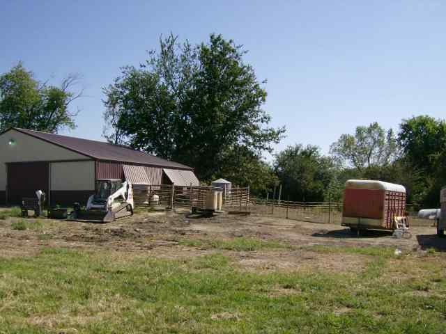 Paradise E Road Clinton, IL 61727 - Photo 2 of 8