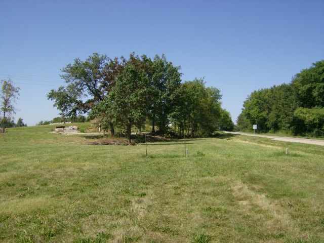 Paradise E Road Clinton, IL 61727 - Photo 5 of 8