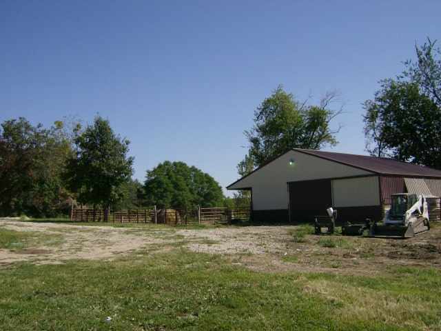 Paradise E Road Clinton, IL 61727 - Photo 6 of 8