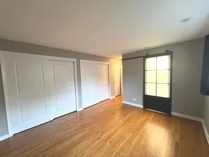 $3,000 | 556 Barton Avenue, Unit 1, Evanston, IL 60202