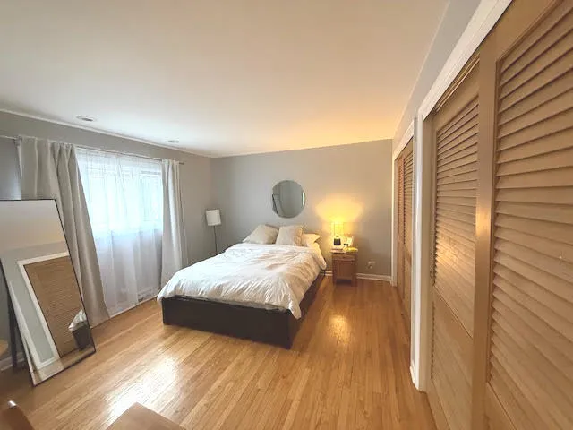 $3,000 | 556 Barton Avenue, Unit 1, Evanston, IL 60202