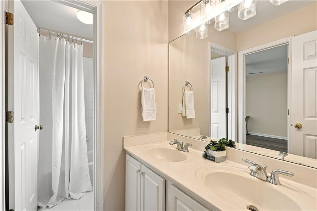 2485 Chestnut Landing Atlanta, GA 30360 - Photo 23 of 27 Gallery Image 23