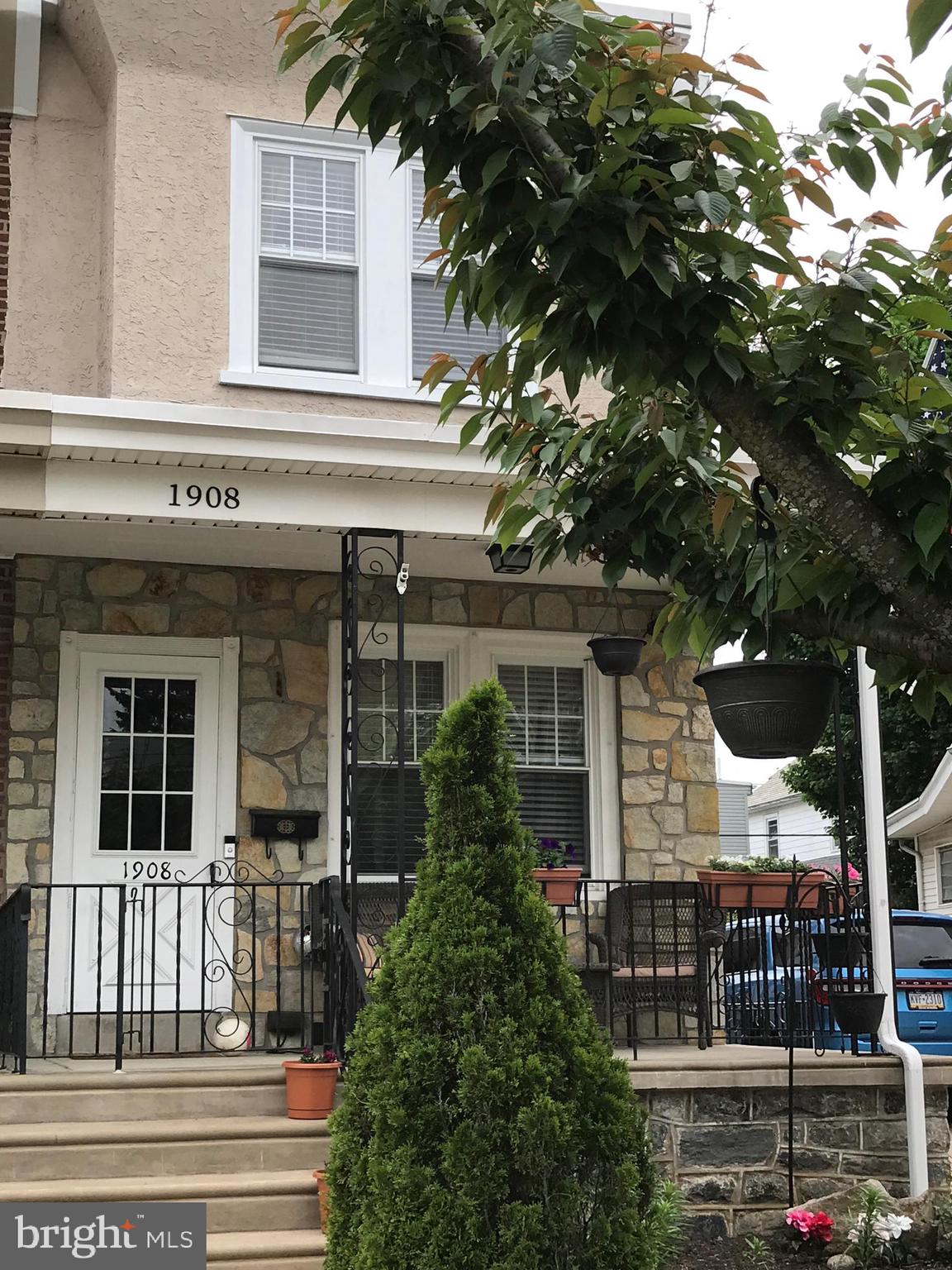 1908 Fuller Street Philadelphia, PA 19152 - Photo 2 of 19 Gallery Image 2