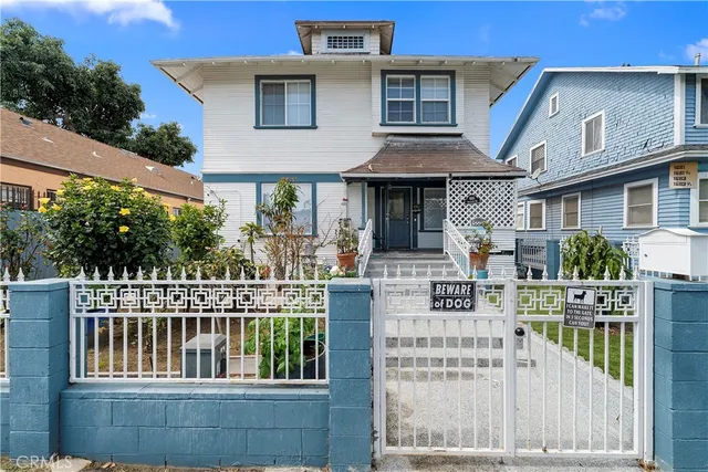 $1,099,999 | 1665 Arlington Avenue, Los Angeles, CA 90019