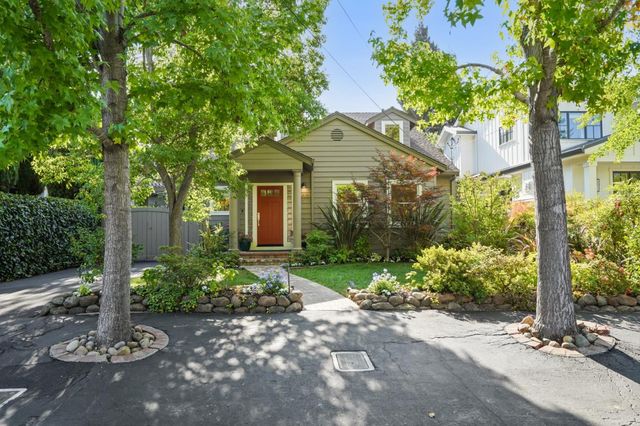 $3,050,000 | 2033 Oakley Avenue, Menlo Park, CA 94025