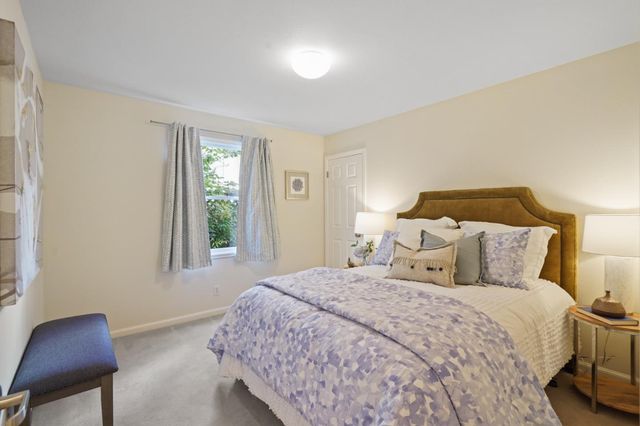 $3,050,000 | 2033 Oakley Avenue, Menlo Park, CA 94025