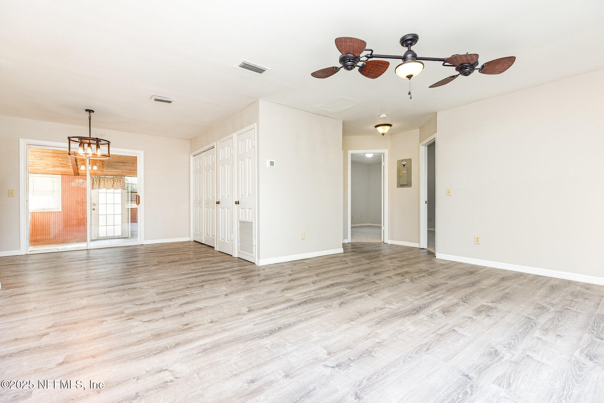 4341 Chokeberry Road Middleburg, FL 32068 - Photo 10 of 38 a view of an empty room