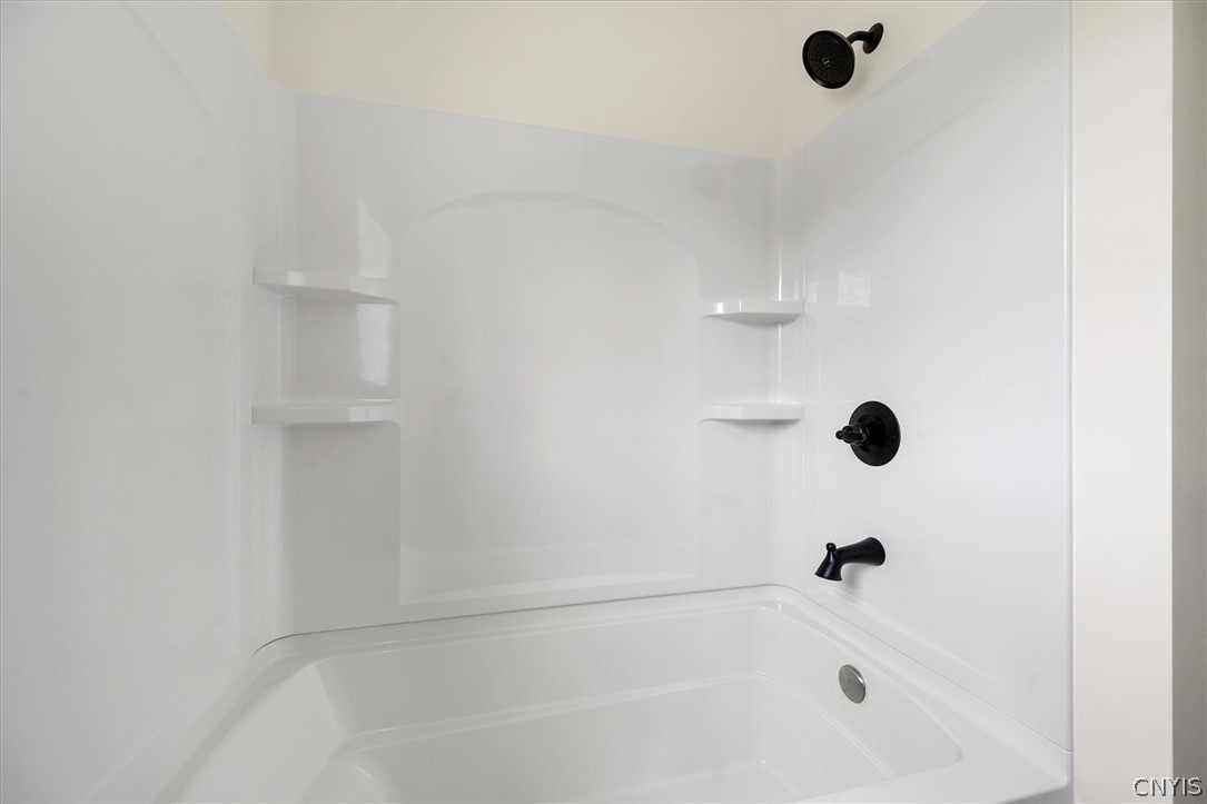 106 Peet Drive Marcy, NY 13403 - Photo 28 of 36