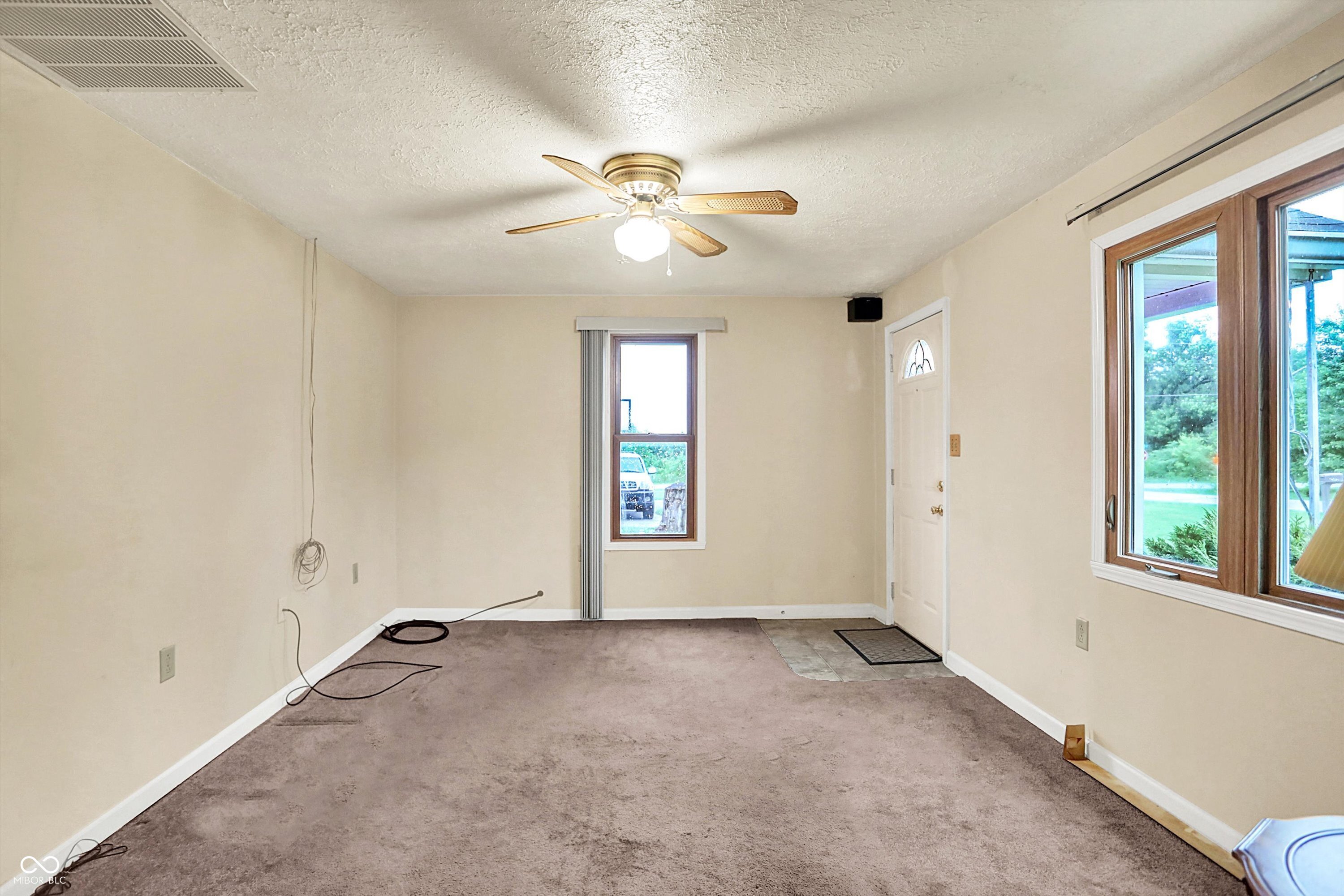 6308 Ratliff Road Indianapolis, IN 46113 - Photo 8 of 32