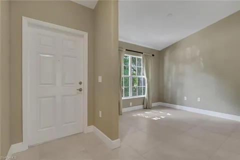 $374,900 | 3555 Avion Woods Court, Unit 501, Naples, FL 34104