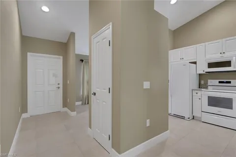 $359,000 | 3555 Avion Woods Court, Unit 501, Naples, FL 34104