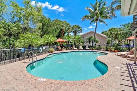 $374,900 | 3555 Avion Woods Court, Unit 501, Naples, FL 34104
