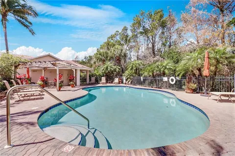 $374,900 | 3555 Avion Woods Court, Unit 501, Naples, FL 34104