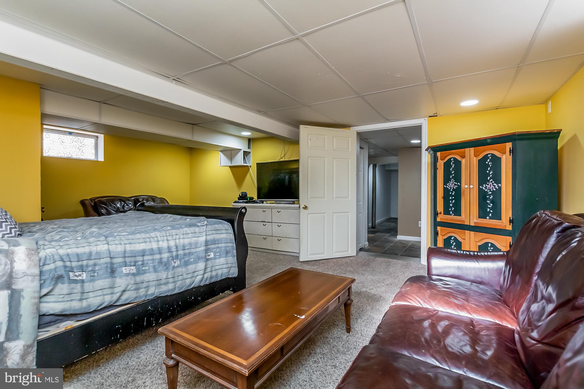 6909 Circle Road Baltimore, MD 21220 - Photo 21 of 30 3rd Bedroom