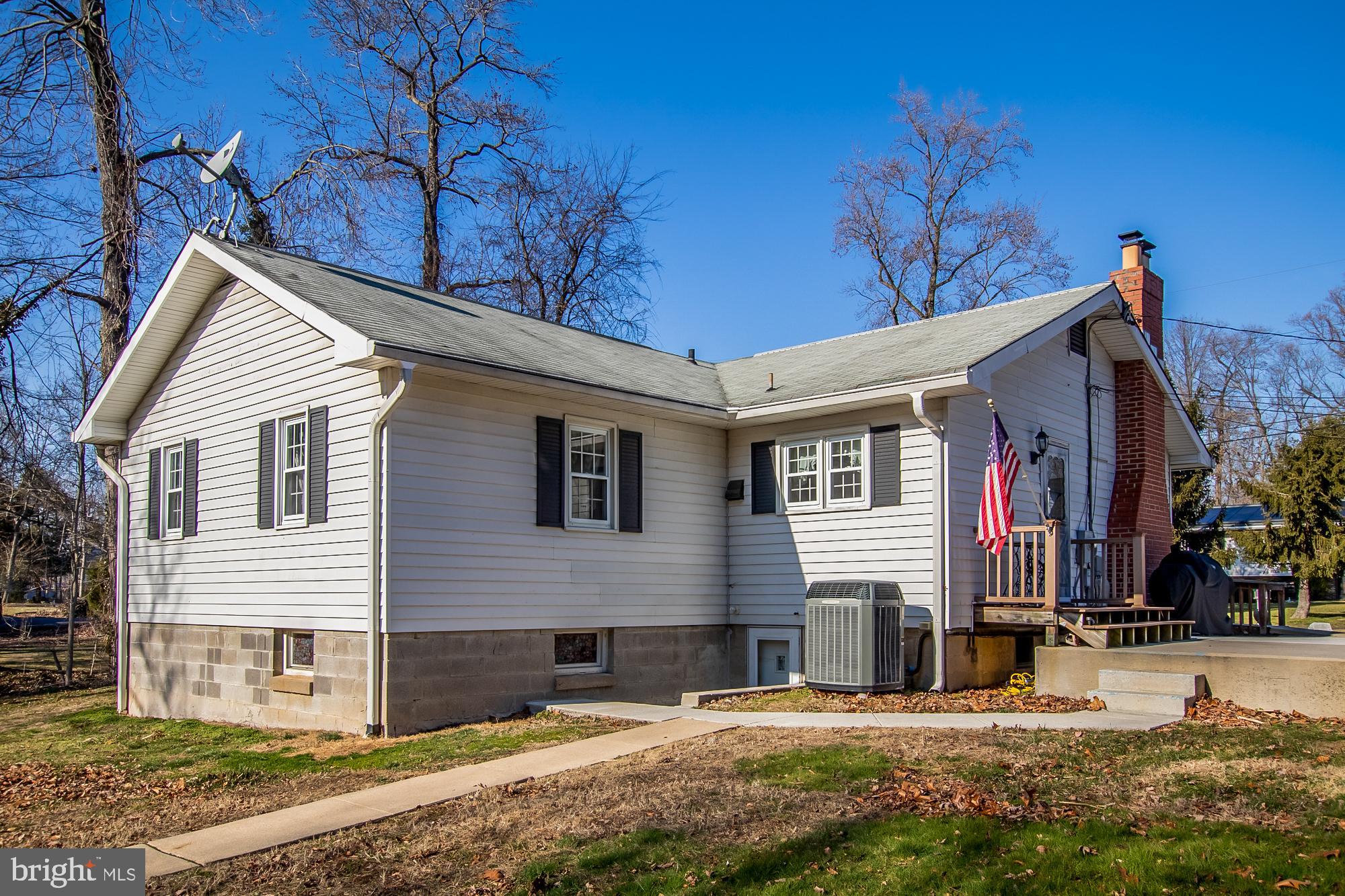 6909 Circle Road Baltimore, MD 21220 - Photo 28 of 30 Exterior (Rear)