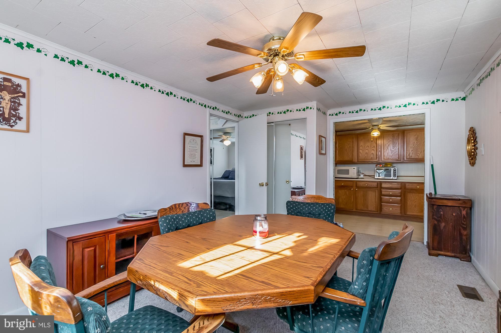6909 Circle Road Baltimore, MD 21220 - Photo 9 of 30 Dining Room