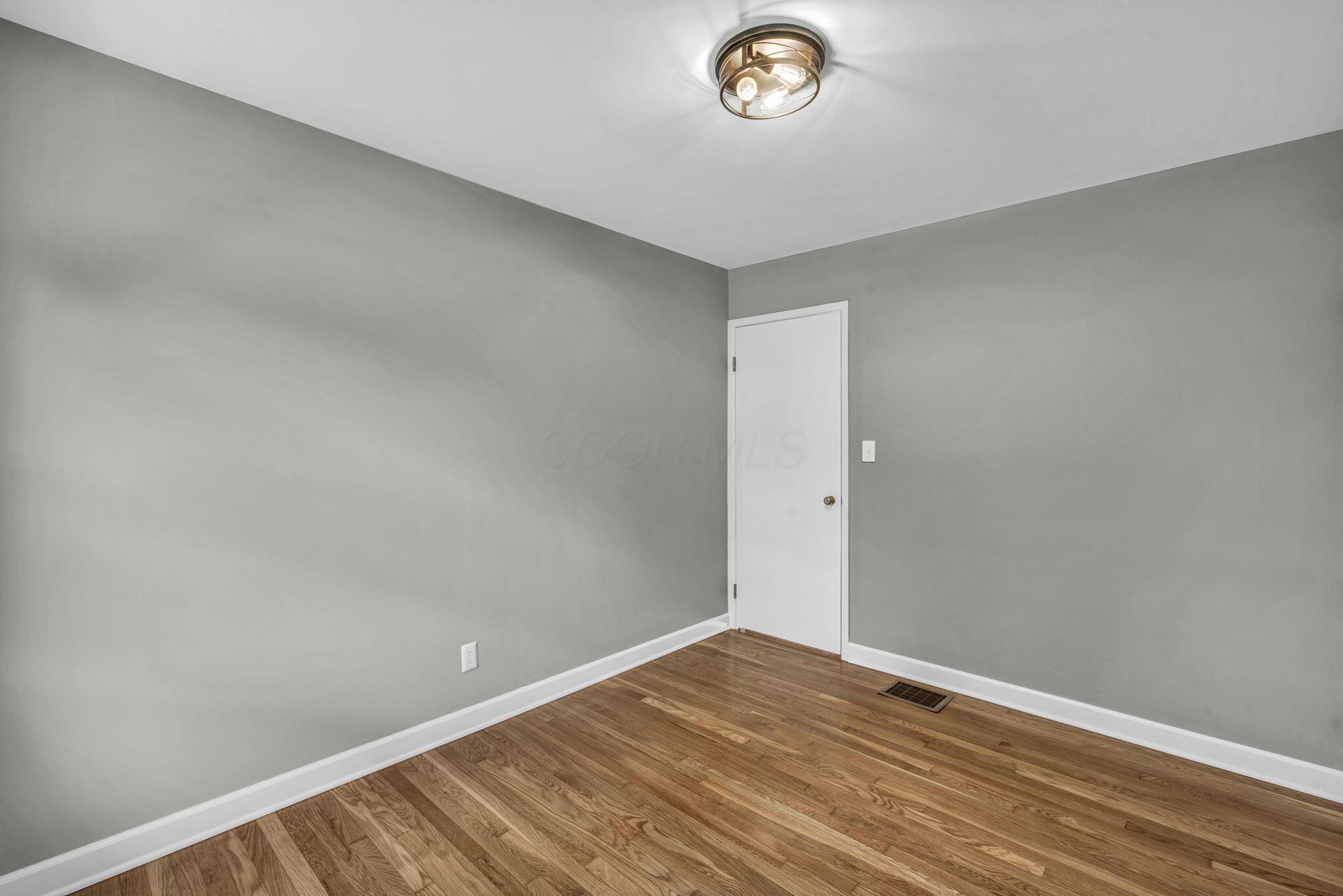 1316 Moler Road Columbus, OH 43207 - Photo 17 of 43