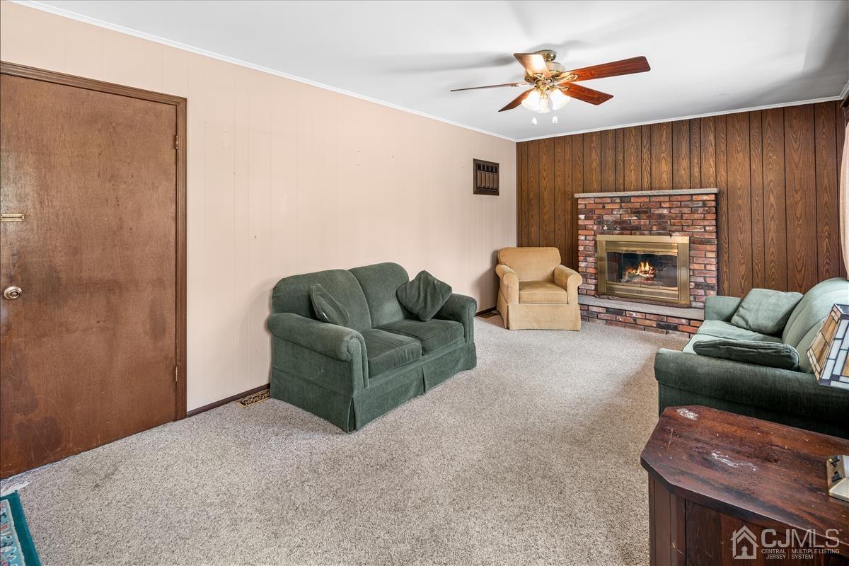16 Alexander Road East Brunswick, NJ 08816 - Photo 15 of 31 Gallery Image 15