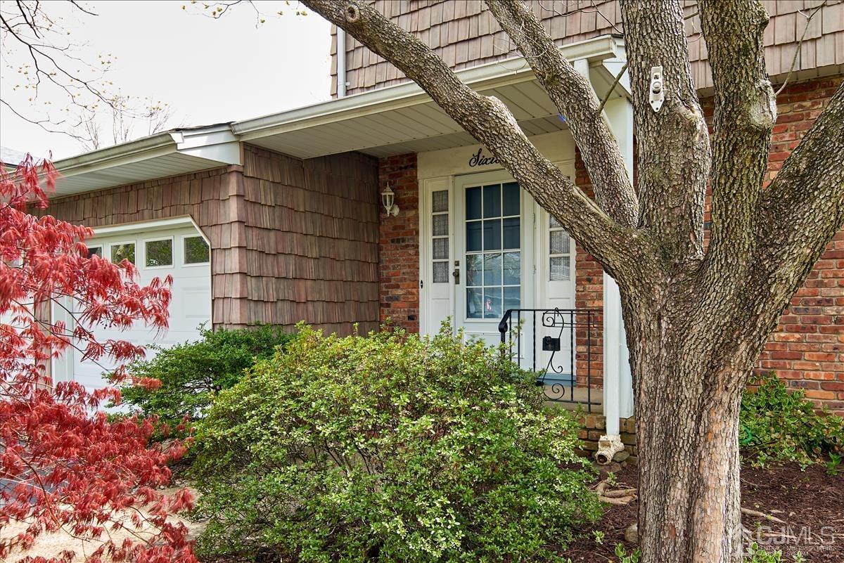 16 Alexander Road East Brunswick, NJ 08816 - Photo 3 of 31 Gallery Image 3