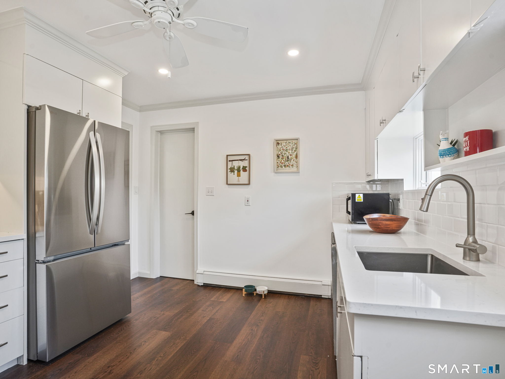 91 Clovelly Road Stamford, CT 06902 - Photo 12 of 39