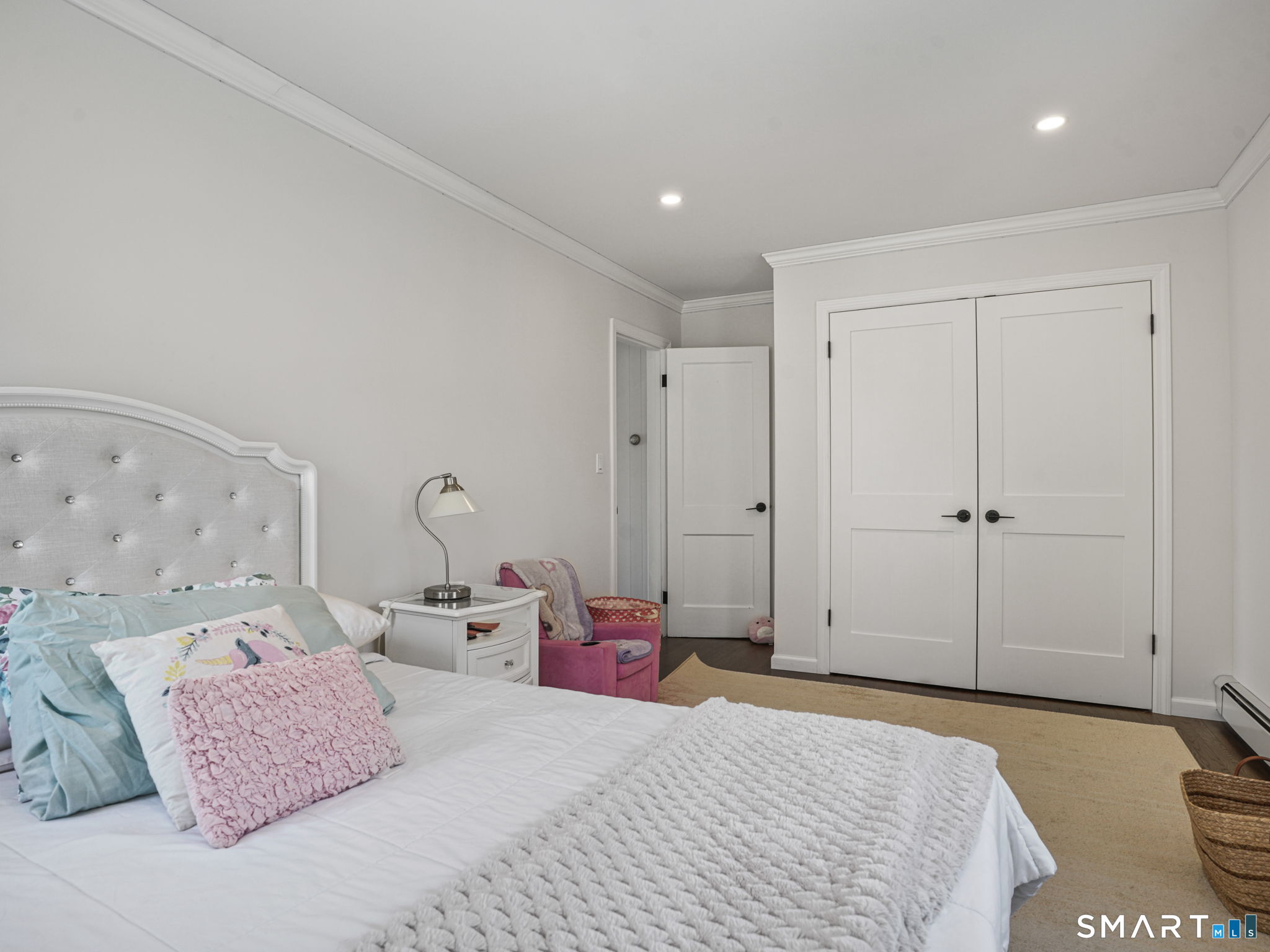 91 Clovelly Road Stamford, CT 06902 - Photo 22 of 39