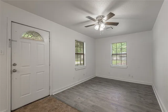 $1,000 | 7 A Hickory Lane, Huntsville, TX 77340