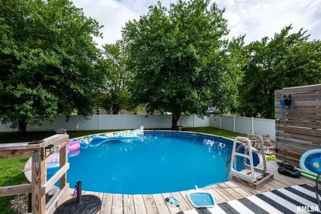 $318,000 | 1710 George Sims Road, Marion, IL 62959