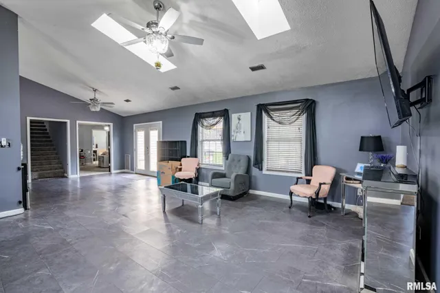 $318,000 | 1710 George Sims Road, Marion, IL 62959