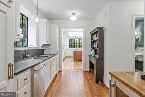 $2,525,000 | 2921 Legation Street Northwest, Washington, DC 20015