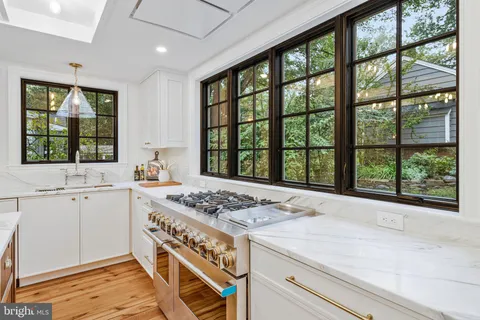 $2,525,000 | 2921 Legation Street Northwest, Washington, DC 20015