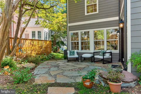 $2,525,000 | 2921 Legation Street Northwest, Washington, DC 20015