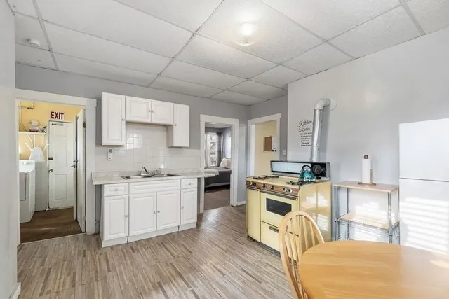 $869,998 | 14 Hancock Street, Worcester, MA 01610