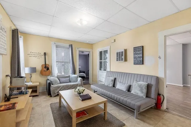 $869,998 | 14 Hancock Street, Worcester, MA 01610